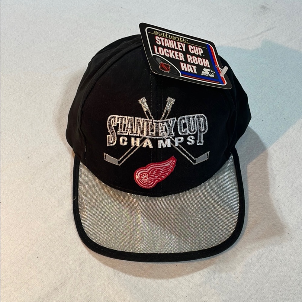 NHL Detroit Red Wings Stanley Cup Champions 1998 Starter Hat Black Vintage